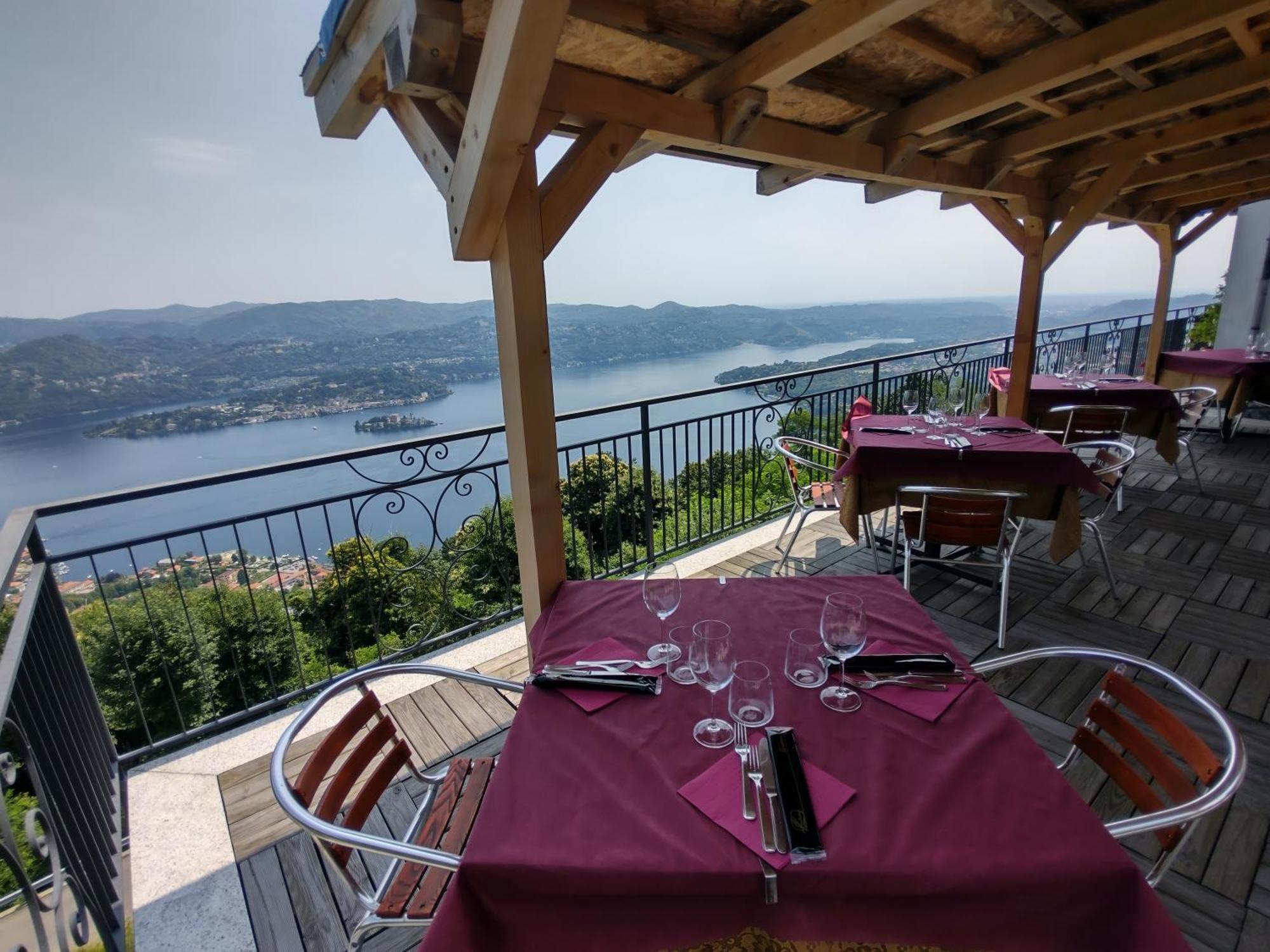 Hotel Panoramico Lago D'Orta (Adults Only) Madonna Del Sasso Екстер'єр фото