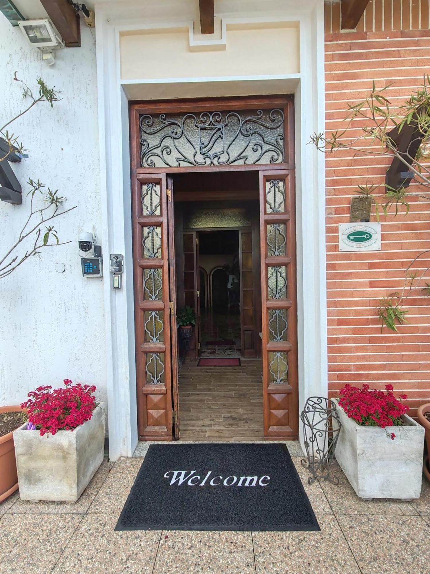 Hotel Panoramico Lago D'Orta (Adults Only) Madonna Del Sasso Екстер'єр фото