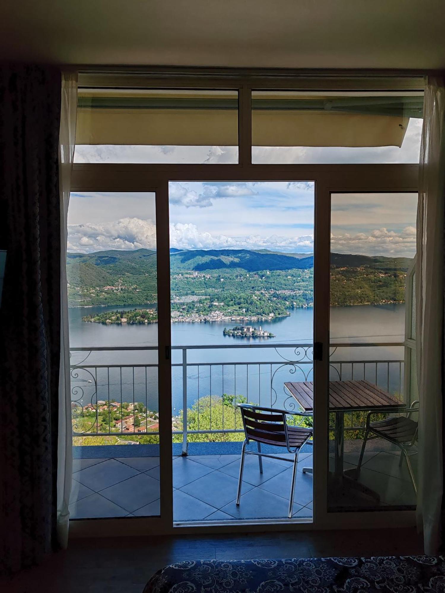 Hotel Panoramico Lago D'Orta (Adults Only) Madonna Del Sasso Екстер'єр фото