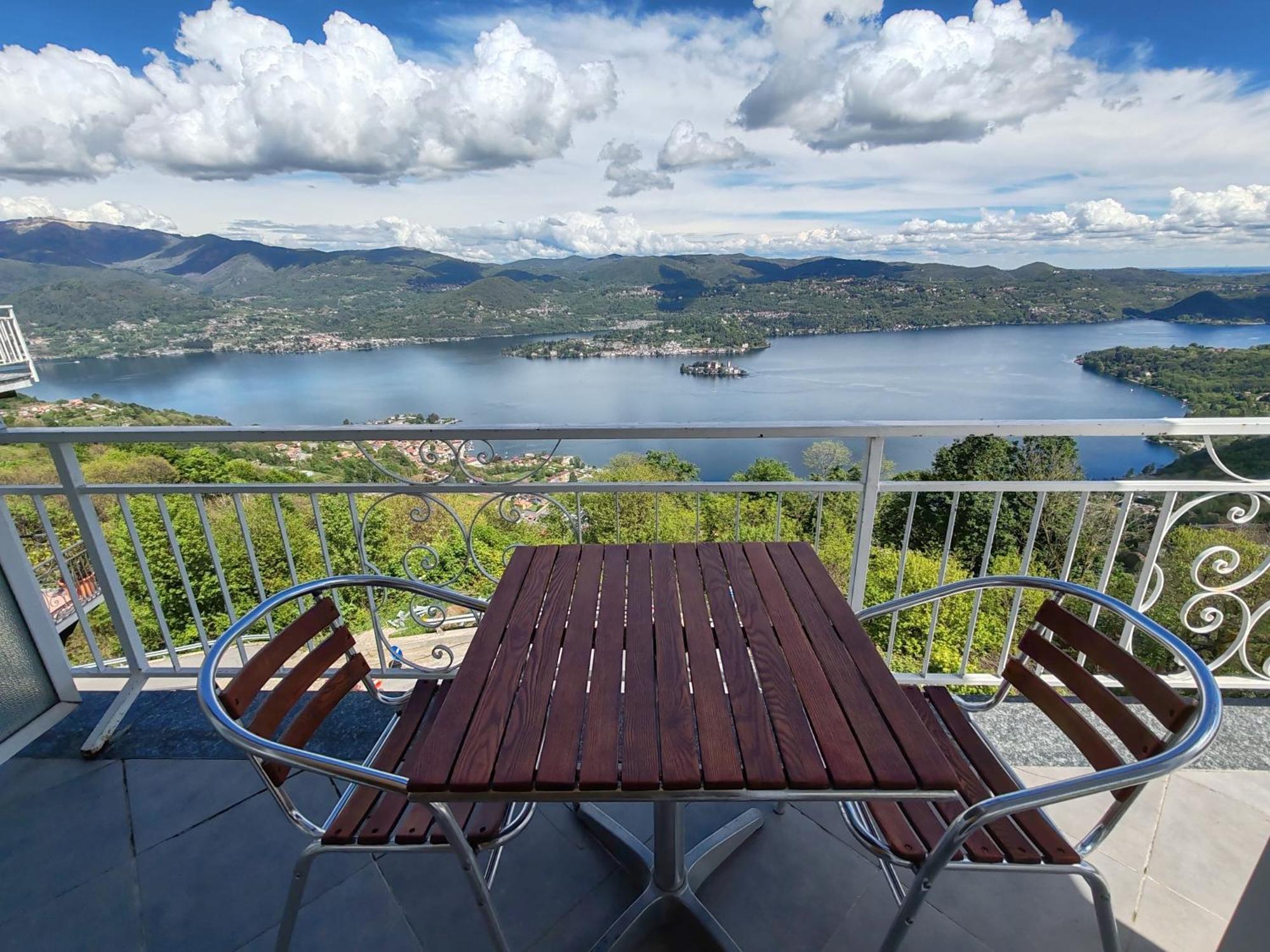 Hotel Panoramico Lago D'Orta (Adults Only) Madonna Del Sasso Екстер'єр фото