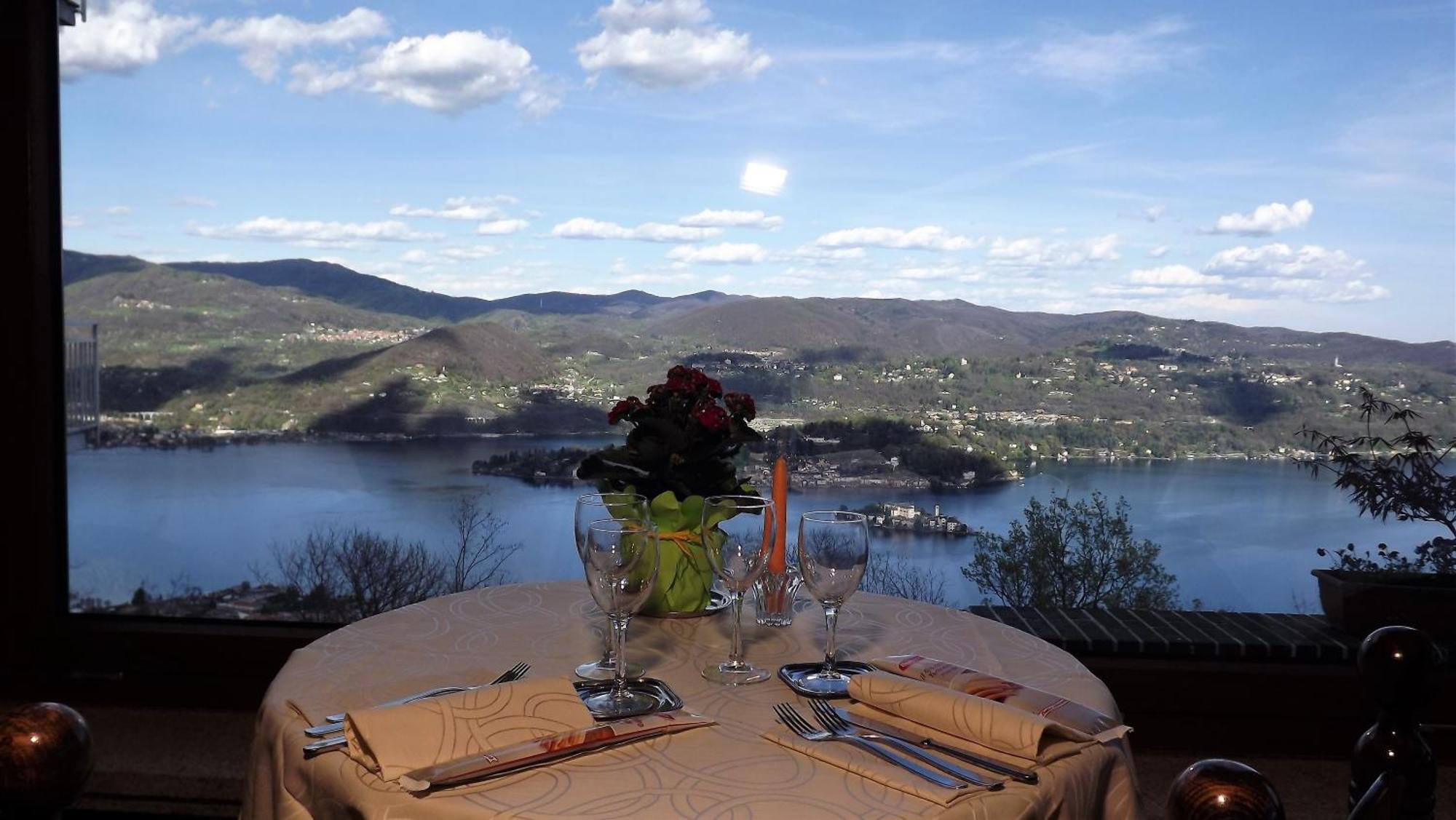 Hotel Panoramico Lago D'Orta (Adults Only) Madonna Del Sasso Екстер'єр фото