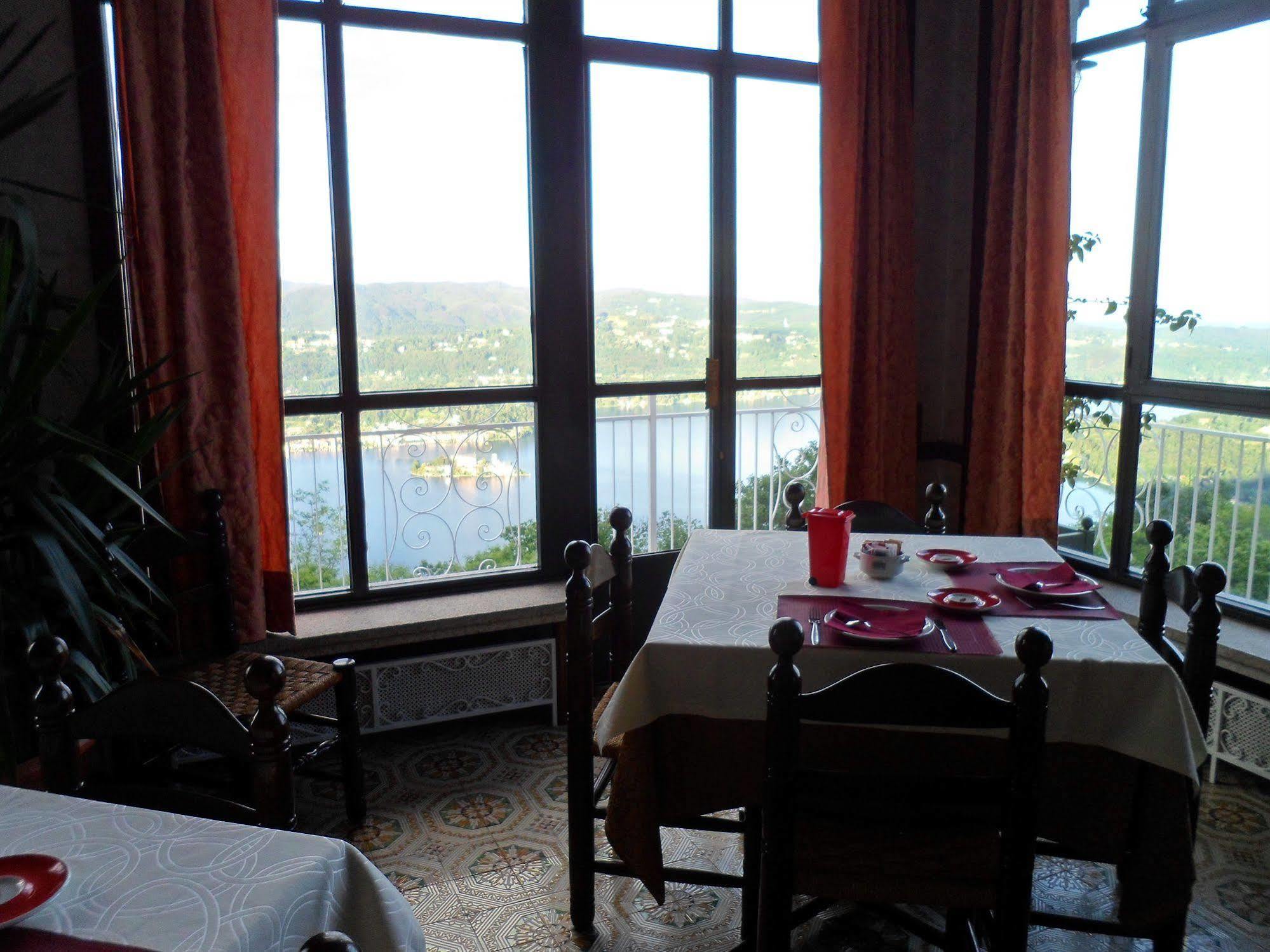 Hotel Panoramico Lago D'Orta (Adults Only) Madonna Del Sasso Екстер'єр фото