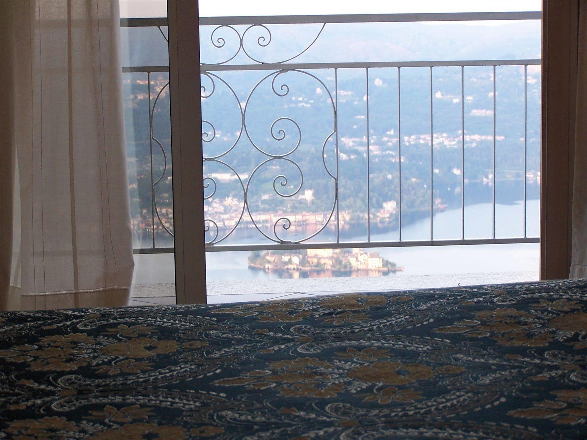 Hotel Panoramico Lago D'Orta (Adults Only) Madonna Del Sasso Екстер'єр фото